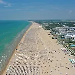 Comfy Seaside Flat Ideal For 5 Guests - Beahost 比比翁
