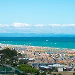 公寓 Comfy Seaside Flat Ideal For 5 Guests - Beahost 比比翁
