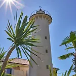 Comfy Seaside Flat Ideal For 5 Guests - Beahost 公寓 比比翁