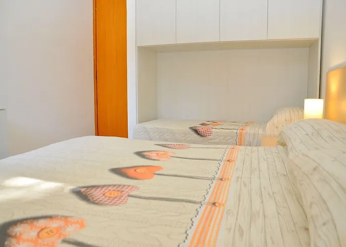 Comfy Seaside Flat Ideal For 5 Guests - Beahost *
