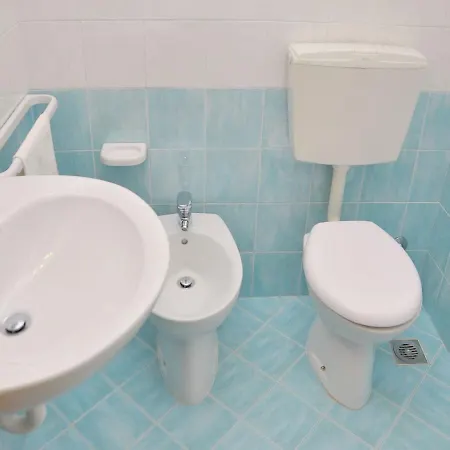Comfy Seaside Flat Ideal For 4 Guests - Beahost