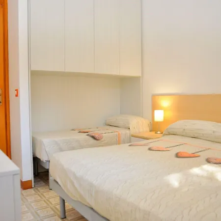 Lejlighed Comfy Seaside Flat Ideal For 5 Guests - Beahost